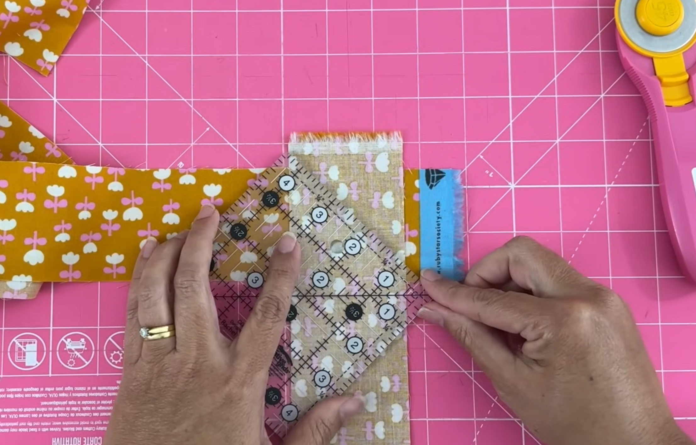 How to Bind a Quilt: My Easy Cheater Method (No Diagonal Join) image 3